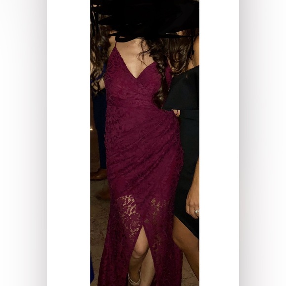 Aijek Burgundy lace size small is great condition - Picture 1 of 8